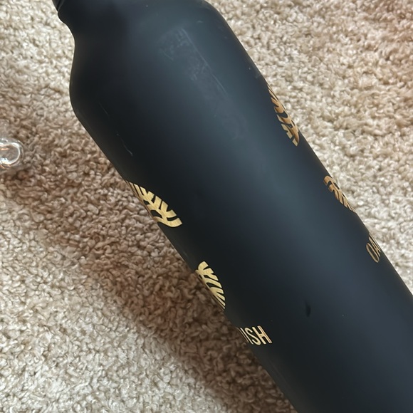 Oaklandish black aluminum water bottle - Picture 4 of 9